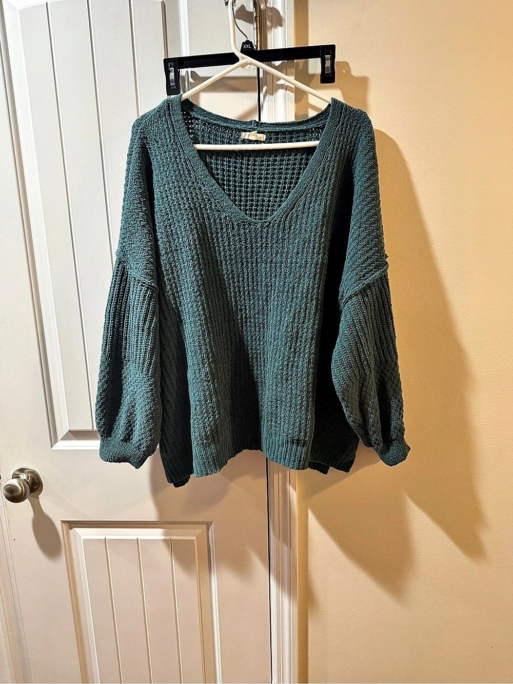 Maurices 3X Wayfarer Chenille Teal V Neck Blouson Sleeve Sweater Plus Size - Picture 2 of 12